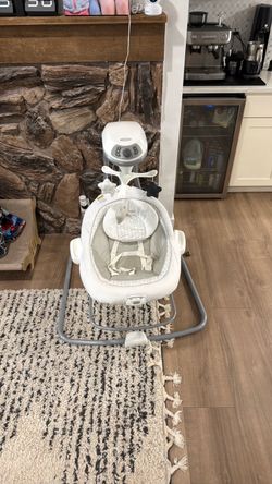 Graco baby swing