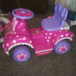 Mini Mouse Battery Operated Car