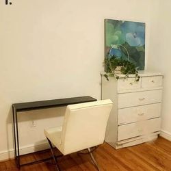 Vintage white dresser 