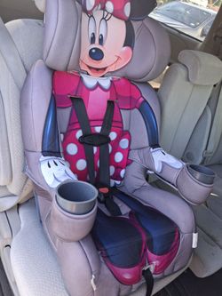 Minnie Mouse Carseat