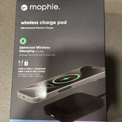 mophie Universal Wireless Charge Pad