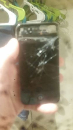 Broken iPhone 4s