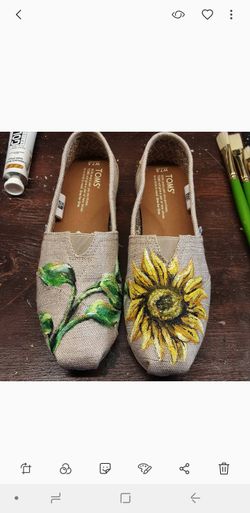 Painted shoes