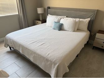 King size Bed Frame and Mattress Like New