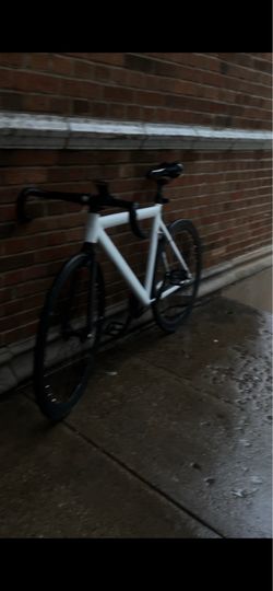 Leader 721 fixie( painted over letters)