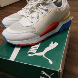 Pumas Size 8