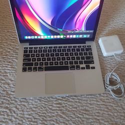 Apple MACBOOK AIR UNLOCKED WORKING FINE 8GB 128SSD 