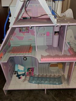 LOL DOLL HOUSE