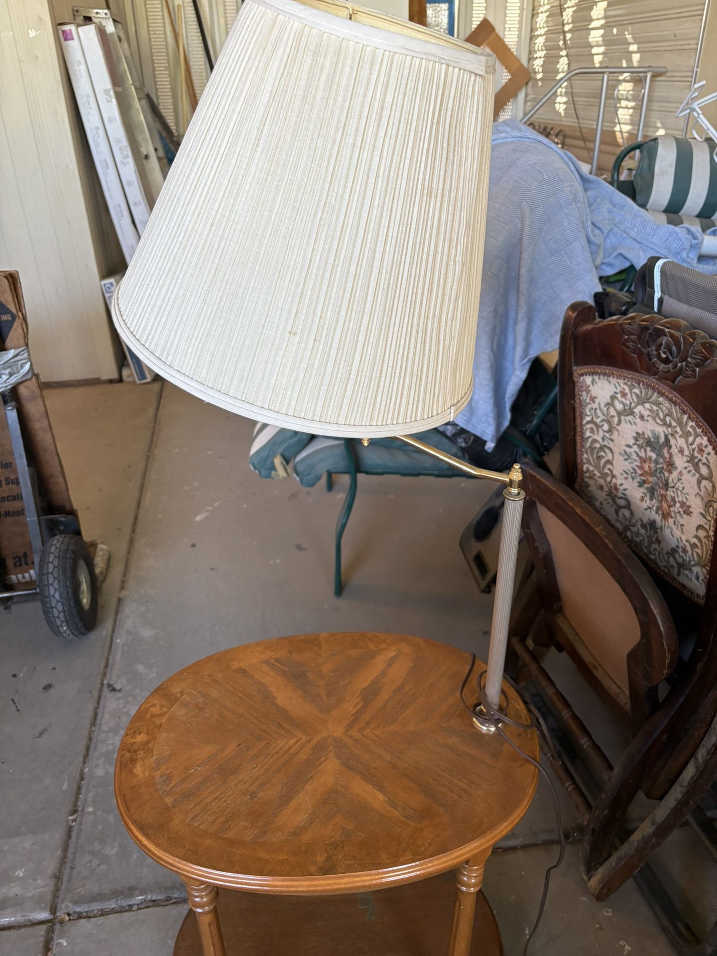 Lamp With Table 