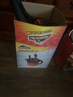 Aspiradora para carros Chiquita 2.3 Galones $20