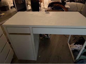 desk