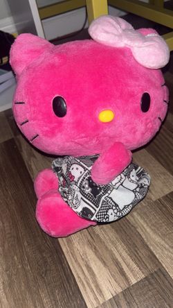 5 Sanrio / Hello Kitty Plushies