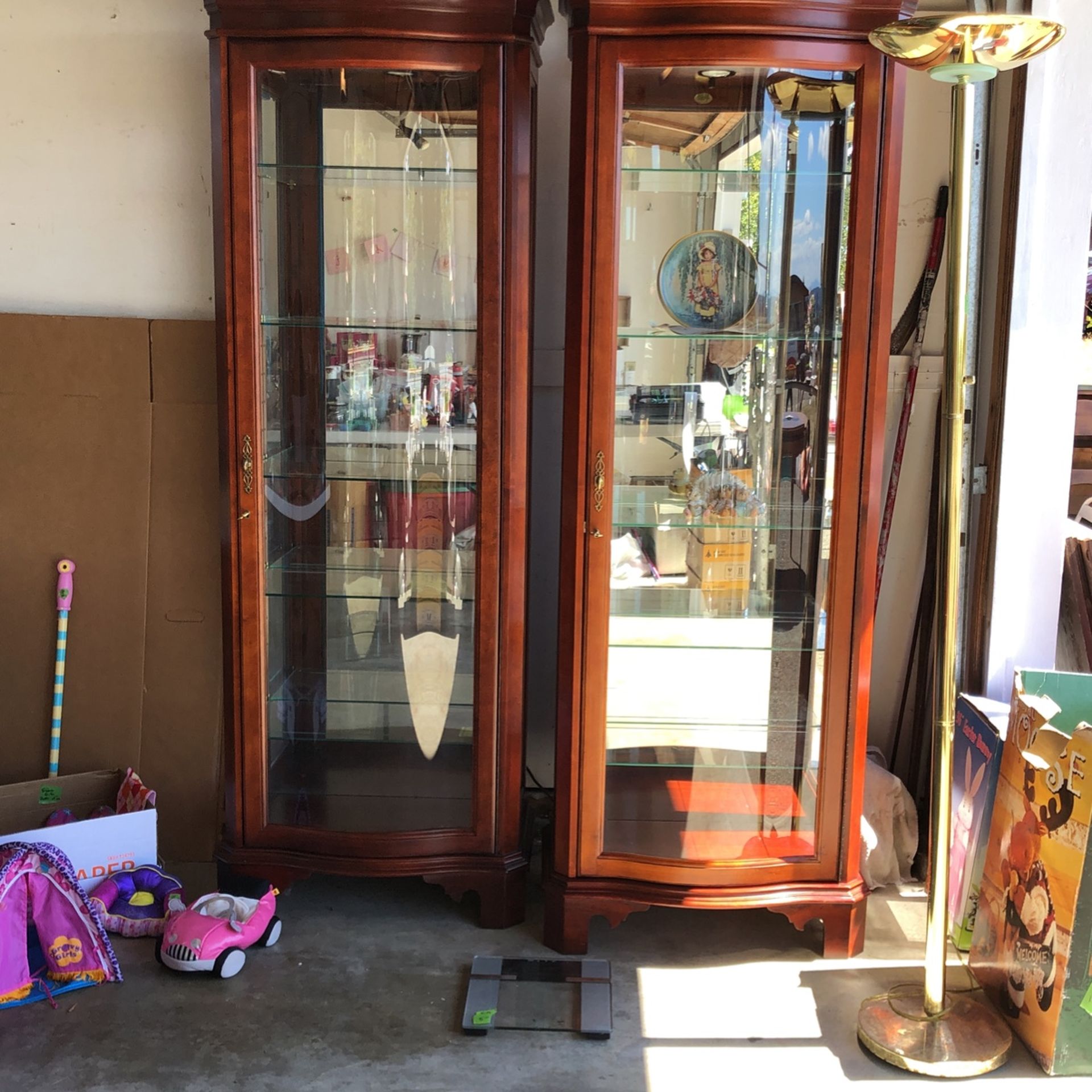 Curio Cabinet With 5 Glass Shelves