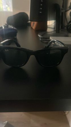 Meta glasses