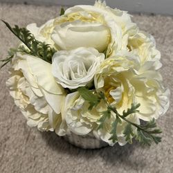 Home Decor - Small White Artificial Flower Arrangement