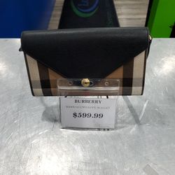 CROSSBODY