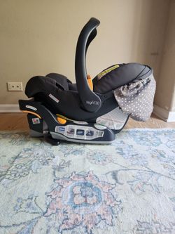Stroller, car seat and car base combo