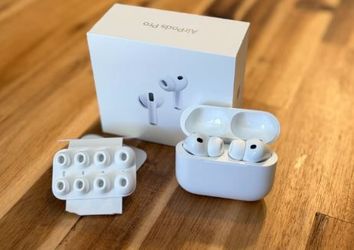  Apple AirPods Pro 3 – Noise Cancelling | Brand new 