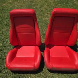 Universal Racing Seats 