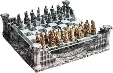 67th Ave & Happy Valley - CHH Roman Gladiators 3D Chess Set Game