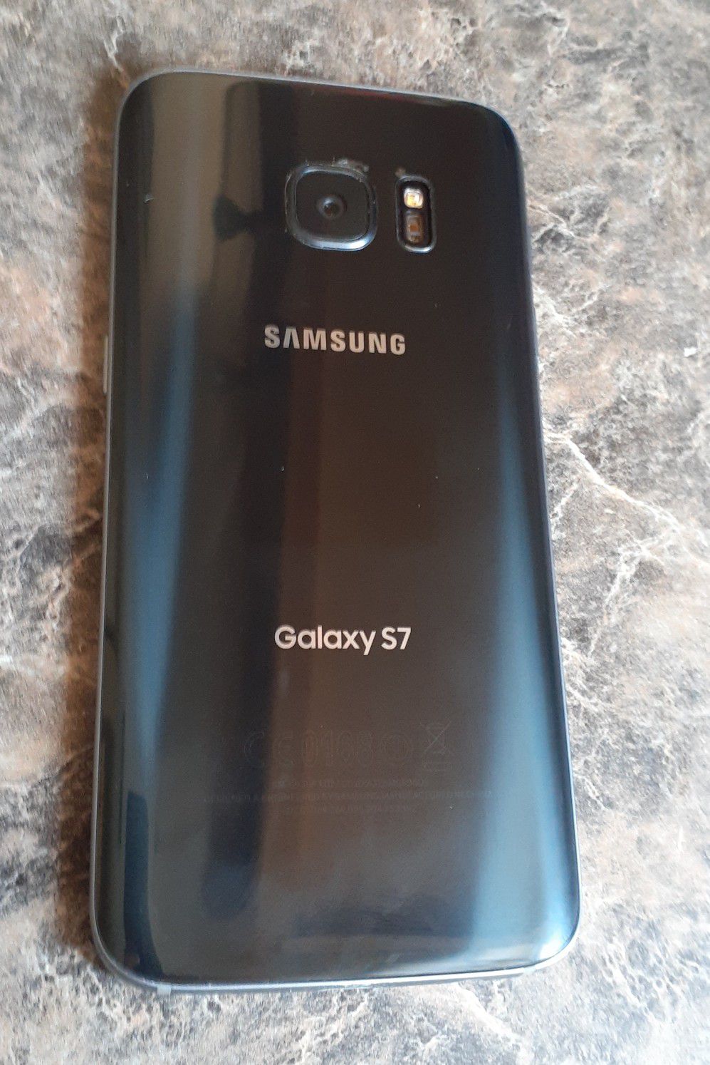 Samsung Galaxy S7 32gb - Factory Unlocked