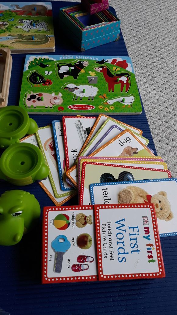 Mantissory. Educatinal baby toys.,pazzels,magnets, touch and feel cards. Very good condition