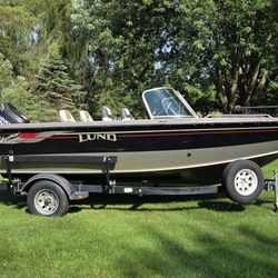 2004 LUND Fisherman 1800 Adventure / Fishing Boat