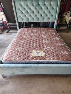 Double size bed
