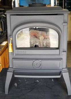 Dovre DV400 free-standing gas fireplace for Sale in Vancouver, WA - OfferUp