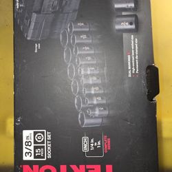 Tekton 3/8 15pc Socket Set (Sae)