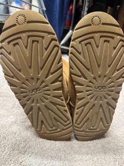 Women’s UGG Boots 7.5