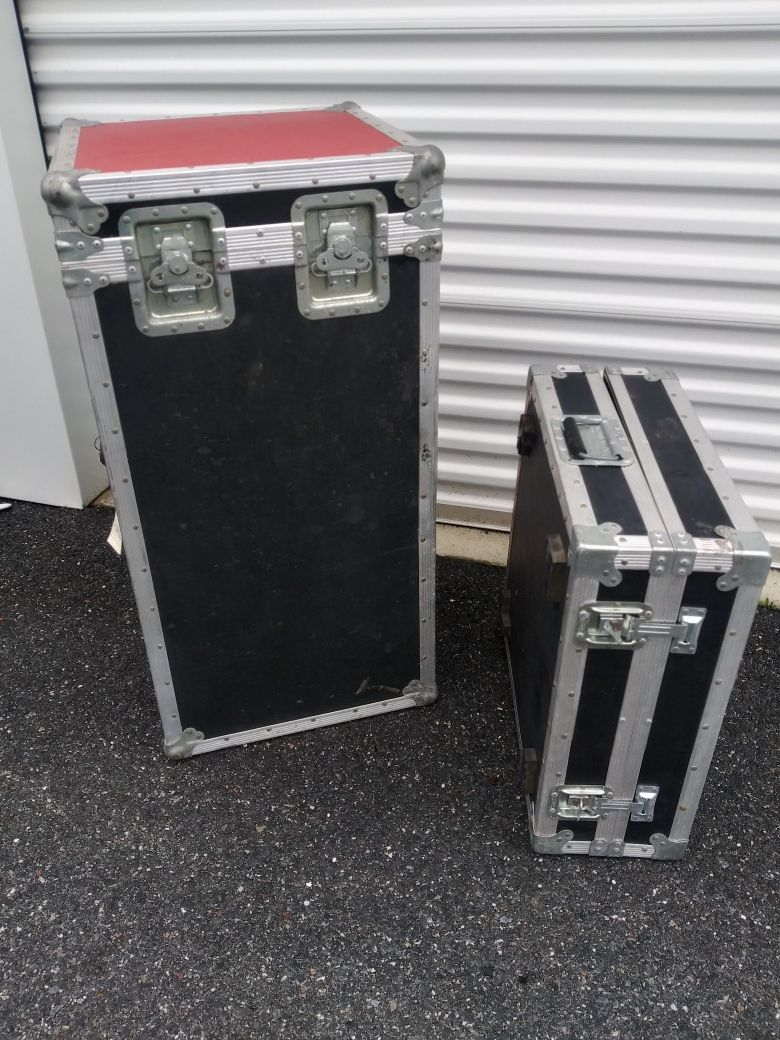 Two large Miltary Storages / Traveling Suitecases