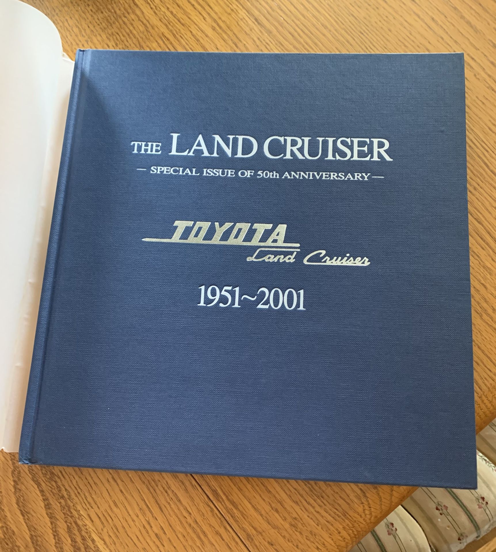 The LAND CRUISER/ TOYOTA 1(contact info removed) Book