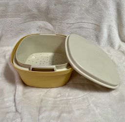 Vintage Tupperware Microwaveable Steamer Pot Bowl
