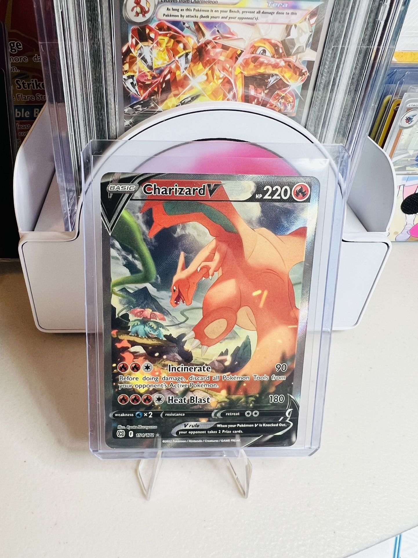 Pokemon Charizard V