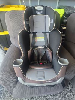 Graco Extend2Fit Carseat