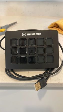 Elgato Stream Deck (15 Keys) – Excellent Condition