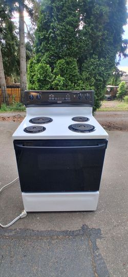 Hotpoint Electric Range (Stove/Oven) - Can Deliver