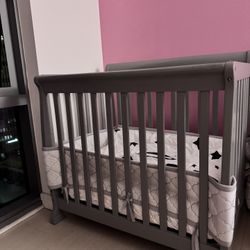 Wooden Baby Mini Crib