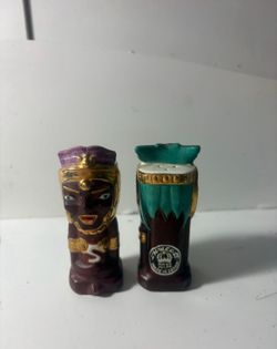 Salt and pepper shakers