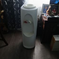 Water Dispenser 