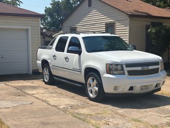 2009 Chevy avalanche