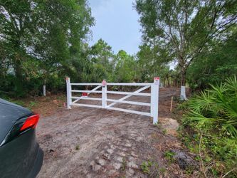 2.5 acres Vacant Land