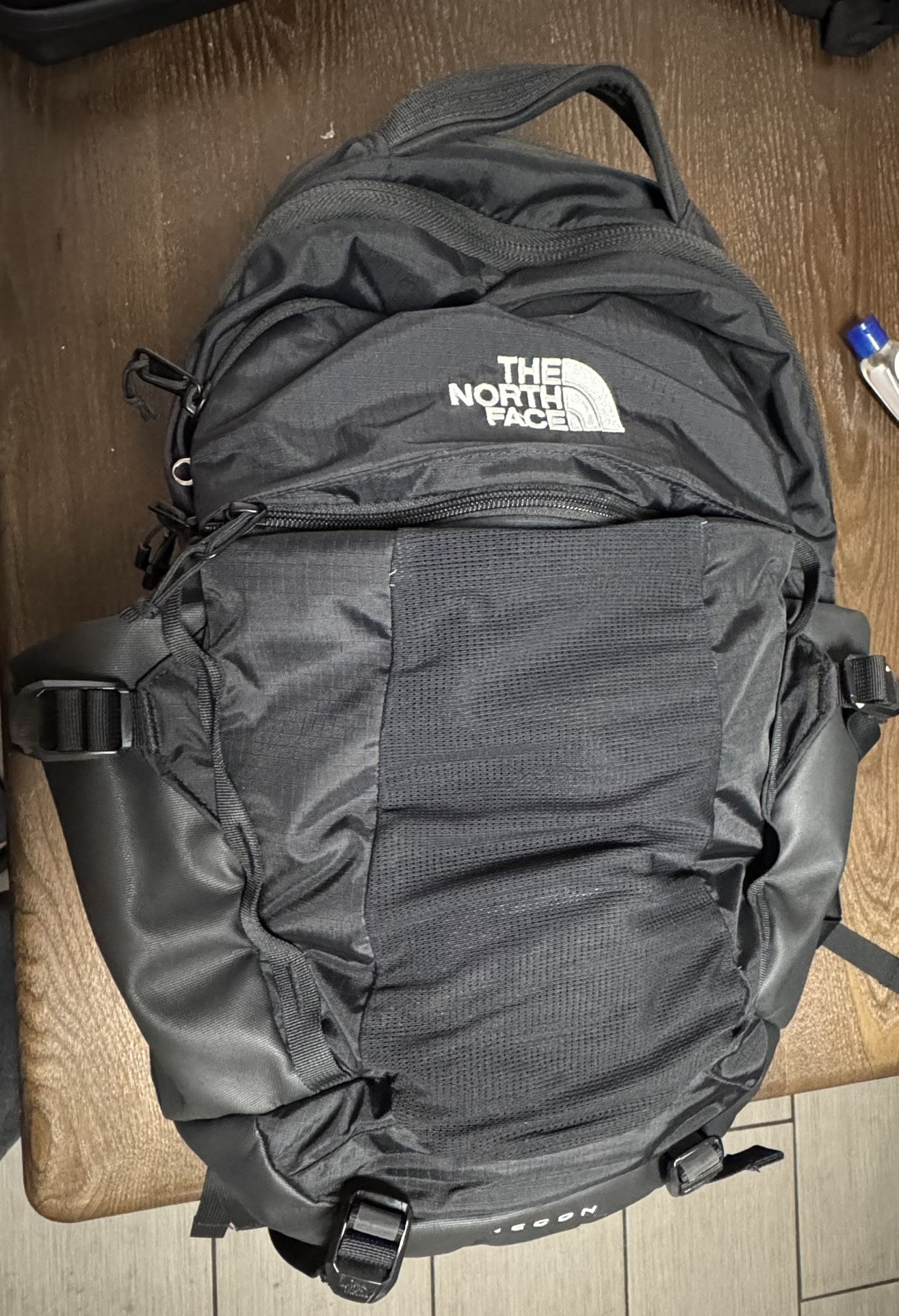 THE NORTH FACE Recon BackpackTNF Black