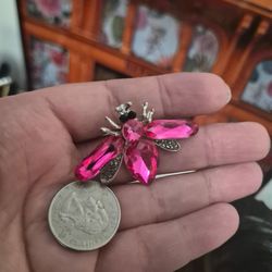 Pink glass bee brooch