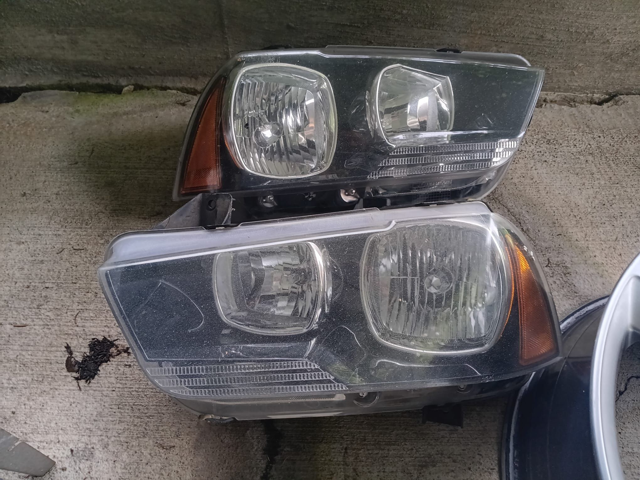 Headlights Assembly