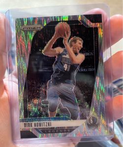 Dirk Nowitzki Panini Prizm Legends Holo Card