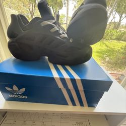 adidas  CLIMACOOL J Size 6.5y 