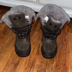 Ugg Waterproof Boots 