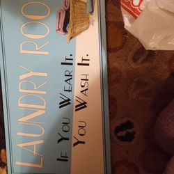Laundry Sign 10